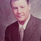 Todd Pabst's Instagram, Twitter & Facebook