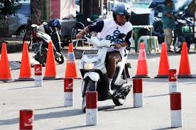 Adakah menjadi satu kesalahan jika bawe motor guna kereta. Jika Gagal Satu Tahapan Dan Tidak Lulus Ujian Sim Apa Harus Mengulang Semua Gridoto Com