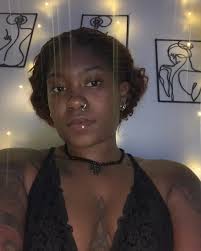 271 of 366 Simon Says "Point to your mama if she a Baddie"