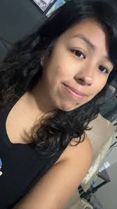 My bestie is SO CLOSE to making affiliate!! She is LIVE right now if  everyone could stop by and say hi!!! ☺️💗🙌