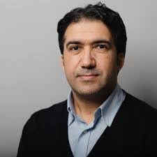 Bruce Ingham's Instagram, Twitter & Facebook