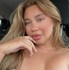 Geraldine Paulino's Instagram, Twitter & Facebook