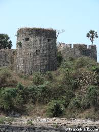 Madh Fort (Versova Fort) - madh fort ...