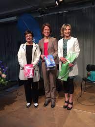 View all petra gössi pictures. Liberal Geht Auch Locker Tageswoche