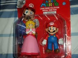 Check out our princess peach figure selection for the very best in unique or custom, handmade well you're in luck, because here they come. Spielzeug Film Tv Videospiele Princess Peach New Sealed Super Mario 5 Action Figure Softland La