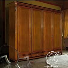 Jadikan produk furniture jepara ini sebagai tempat penyimpanan baju koleksi anda. Jual Lemari Jati Minimalis Modern 4 Pintu Laci Jati Klasik Furniture