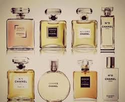 Pin De Amjad بنت اليامي En Chanel Perfume Frascos De Perfume Perfume Antiguo