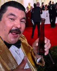 Julio Pack's Instagram, Twitter & Facebook