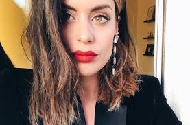 Consulta las últimas noticias de Andrea Compton en LOS40