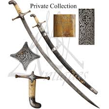 Pin On Swords Shields Daggers Armor Axes Bows And Arrows