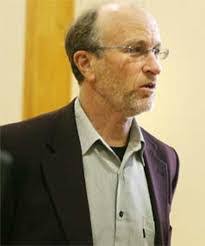 Wayne Grattan's Instagram, Twitter & Facebook