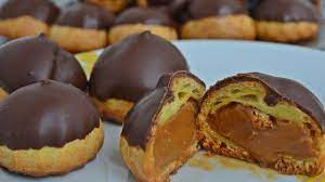 Receita de Carolinas recheadas com doce de leite 