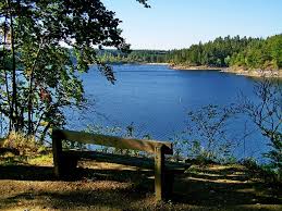 Weitere ideen zu stausee, see, last minute urlaub. Uber Die Staumauer Zum Schloss Ottenstein Mamilade Ausflugsziele