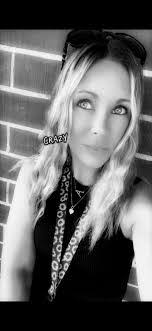 Amber Kimball's Instagram, Twitter & Facebook