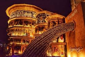 There are thousands of kolkata durga puja pandals but some stand out more than others, as a result of their captivating decorations. 50 Incredible Photos Of Kolkata Durgapuja Pandals Orange Wayfarer