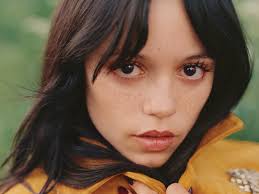 Jenna Ortega Settles Into Fame Ahead of Wednesday Season 2 and a  Beetlejuice Sequel | Vanity Fair