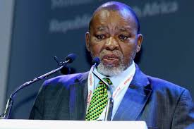 South Africa shale gas moratorium to be lifted this month