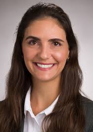 Paula Maciel's Instagram, Twitter & Facebook