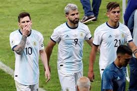 Partidos, goles y resultados en vivo de liga profesional argentina incluyendo fechas, alertas y el calendario completo de liga profesional argentina para esta 2021. Messi Molesto Ante El Arbitraje Del Partido Brasil Argentina El Tiempo Latino