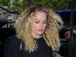 Please do not send any fanmail or hatemail to us. Margot Robbie Debuts Curly Hair At Tribeca Film Festival Photos Allure