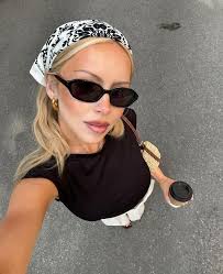 Georgia Lilly (georgialilly12)