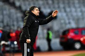 Universitatea craiova video highlights are collected in the media tab for the most popular matches as soon as video appear on video hosting sites like youtube or dailymotion. Megjelolt Oltas Fontolgat Trening Fc Universitatea Craiova Shadowboxercredits Com