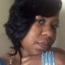 Shonda Willis's Instagram, Twitter & Facebook