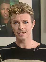 A punch in the face gave david bowie his famously mismatched eyes. His Eyes Look So Incredibly Blue Here Don T You Think This Is From A 1995 Mtv Interview Found The Still Frame On Fb Davidbowie