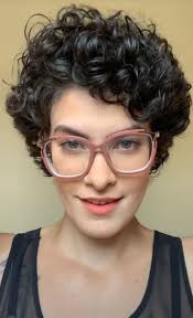 Manuela Miller (manuelajmiller)