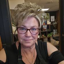 Who is a good hairdresser for an elderly woman with memory issues?