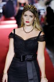 Lady kitty spencer's twin sisters, lady amelia and lady eliza, 29, have shared their joy after her glamorous rome wedding.taking to instagram stories… lady kitty spencer's heartfelt inspiration. Meet Model Lady Kitty Spencer Princess Diana S 29 Year Old Niece