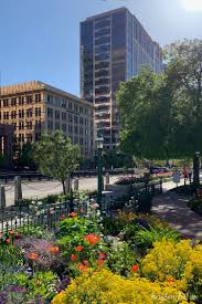 Little america hotel, salt lake city. 10 Things To Do In Utah Lizzy Loves Food