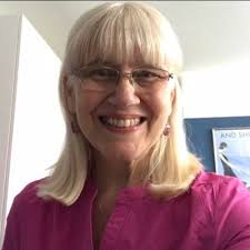 Catherine Collier 🔶️💙 🌻🇺🇦 (@catherinecoll28)