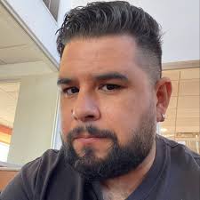 Let's be honest we never stop counting down the days until Halloween. Happy  Holidays, we hope your day is so much fun, it's scary 🖤