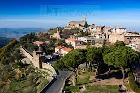 This medieval city immediately welcomes the visitor into its old medieval layout, scored as it is with montalcino is also known as the town that produces brunello di montalcino, one of the most famous wines in the world. Montalcino Tuscany Travel To Town Of Montalcino In Tuscany Italy