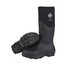 The right gardening shoe will protect your toes from rocks, sharp objects as well as mud and water. The Best Shoes For Gardening 2021 Reviews