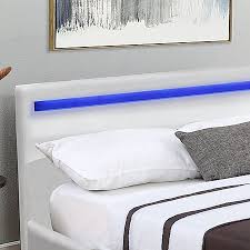 Jetzt eine große auswahl an erstklassigen betten in 120x200 cm entdecken und online bestellen. Juskys Polsterbett Verona 120 X 200 Cm Bett Mit Led Beleuchtung Lattenrost Kopfteil Weiss Online Kaufen Bei Netto