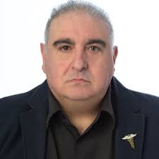 Como dice “nuestro” presidente, salgamos a los balcones a aplaudir la  gestion del gobierno