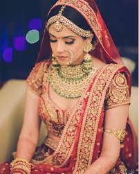 What An Amazing Bridal Ensemble Jewellery Bridal Jewelry Bridaljewellery Indian Bride Wedding Indian Bridal Photos Indian Bridal Indian Bridal Outfits