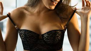 Si vous ne portez plus de dessous vous pouvez facilement passer d'un bonnet b à un bonnet c. Soutien Gorge Il Ferait Tomber Nos Seins