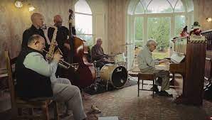 Our inventory includes banjos, mandolins, ukuleles, guitars and more. Lonely Elderly Pianist Places Ad Drums Up 80 Musicians To Jam Good News Network