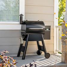 It weighs up to 128 pounds that is not ideal for camping or road trips. Traeger Pro Series D2 575 Electric Bbq Grill And Pellet Smoker