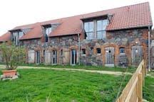 Die Fenster Im Dach Sind Fur Denkmalschutz Erstaunlich Werneuchen Gehort Doch Auch Zu Straussberg Oder Denkmalschutz Haus Mieten Denkmal