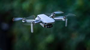 Together with the dji fly app, mavic mini allows you to create cinematic shots easily. Dji Mini 2 Drone First Look Review 4k Video Ocusync 2 0 Same Ultra Light Body Cined