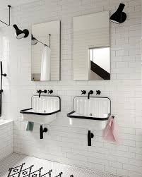 pin auf bathroom