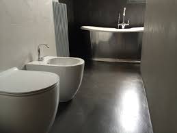 Resina per pavimenti e rivestimenti: Rivestimenti Bagni In Resina Come Realizzarli Topresine
