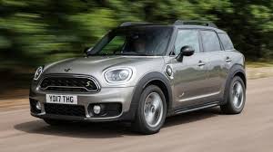The countryman s e only comes in signature and iconic trim levels, with the latter. 2018 Mini Cooper Countryman Test Drive And Review