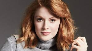 Emily Beecham llega a Disney para participar en Cruella