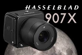 In fact, the 907x is hasselblad's smallest medium format camera body ever. New Fuji Lenses Hasselblad 907x Moon Landing Edition Sony A7r Iv Pre Orders Open Light And Matter