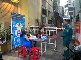 Chủ tịch ubnd tp đà nẵng huỳnh đức thơ yêu cầu các ngành tuyên truyền cho người dân. Snms1ffh1vqdm